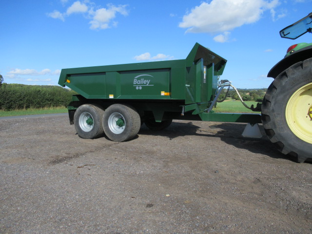 Bailey 10 ton dump trailer – SOLD