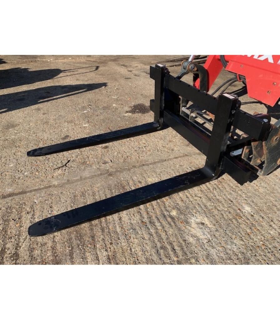 New Cam HD Front Loader Pallet Forks