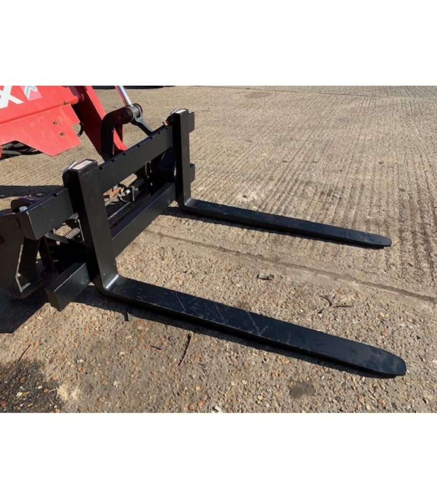 New Cam HD Front Loader Pallet Forks