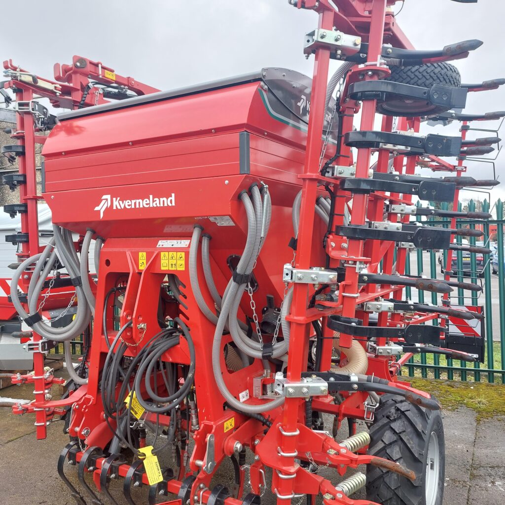 KVERNELAND UK LTD 6M