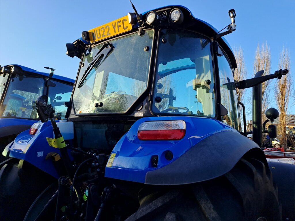 NEW HOLLAND T5.110 DC