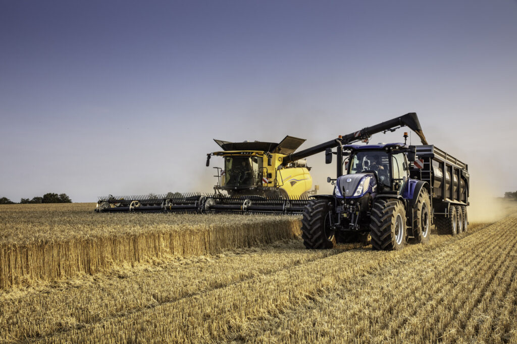 NEW HOLLAND CR9.90