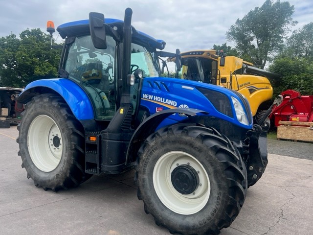 NEW HOLLAND T6.155 DC