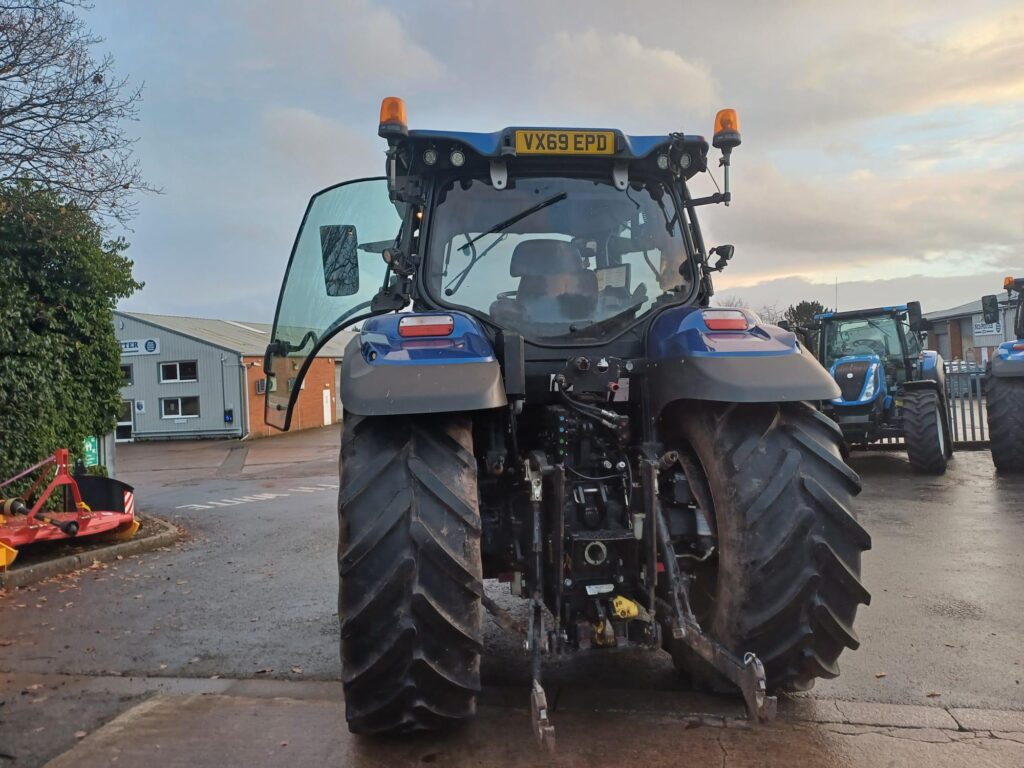 NEW HOLLAND T6.175 AC