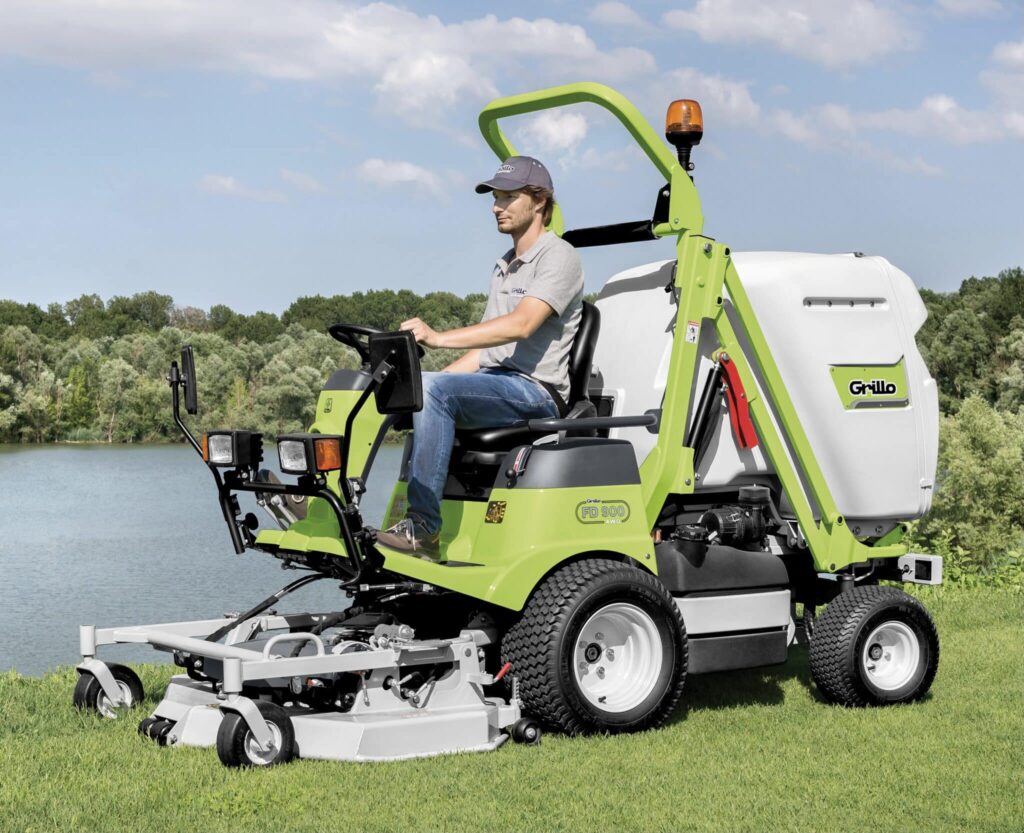 Grillo FD900 mower