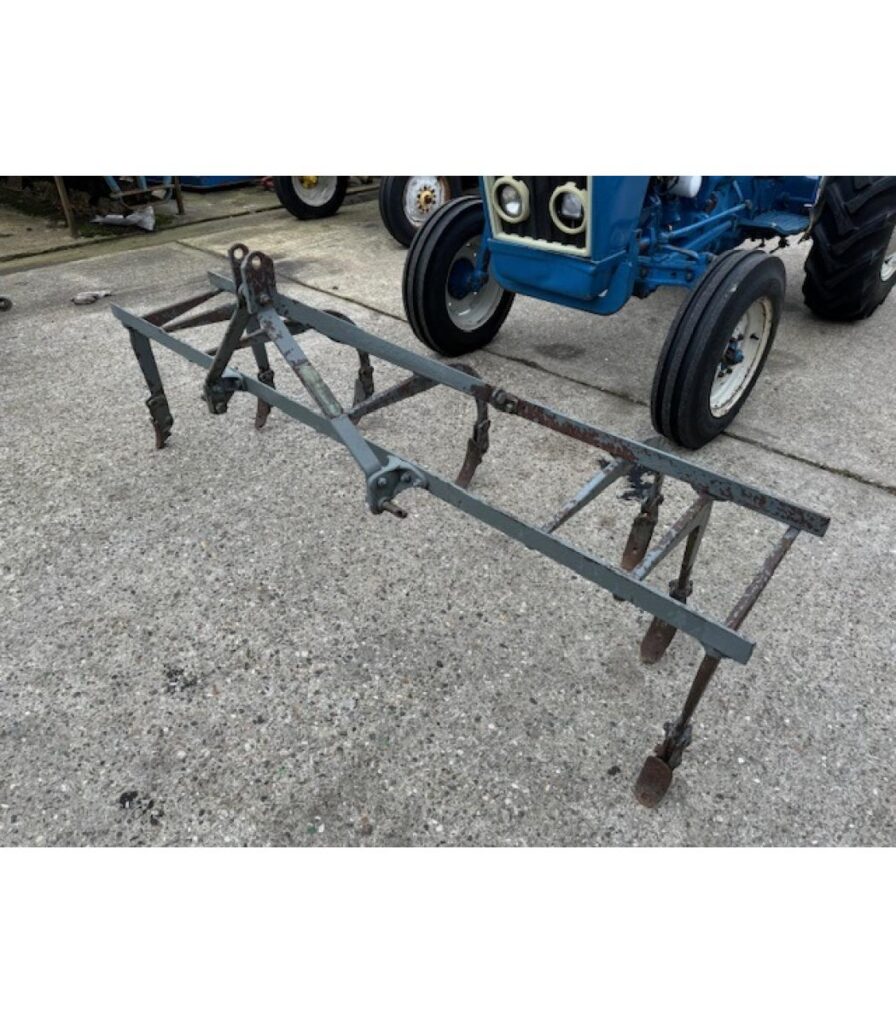 Ferguson Rigid Tine Cultivator