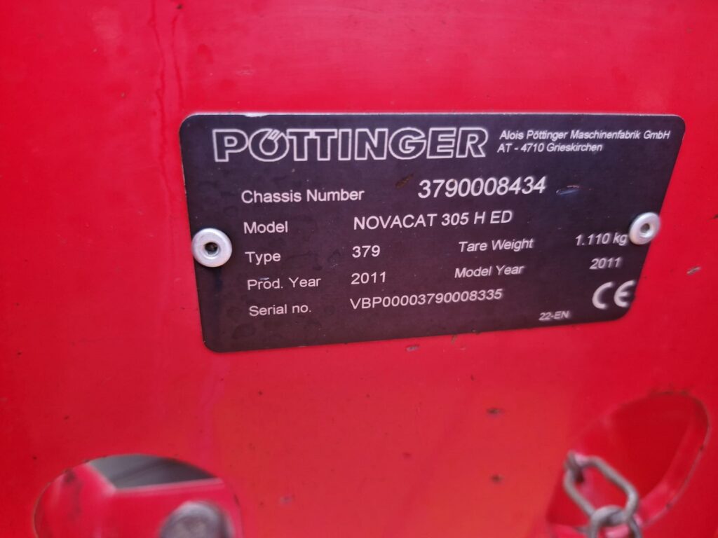 POTTINGER NOVACAT 305 MOWER