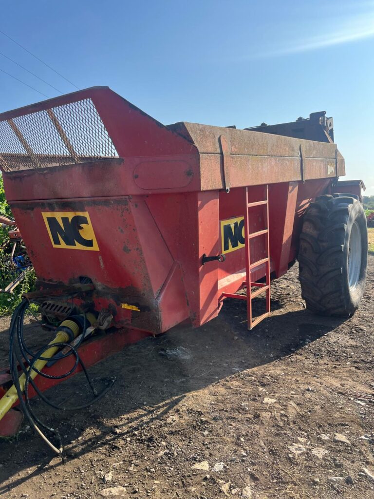 NC 10T REAR DISCHARGE DUNG SPREADER