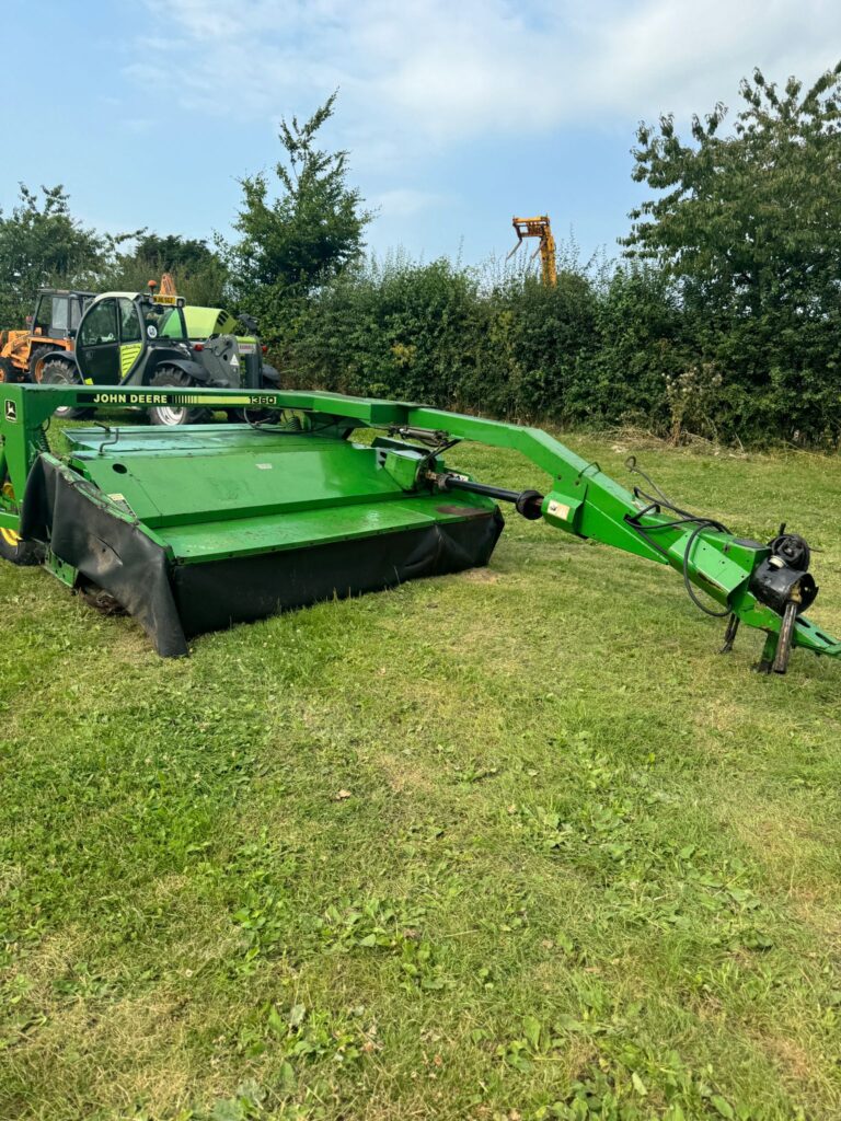 JOHN DEERE 1360 MOWER CONDITIONER