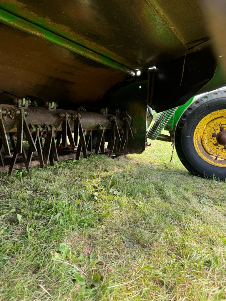 JOHN DEERE 1360 MOWER CONDITIONER