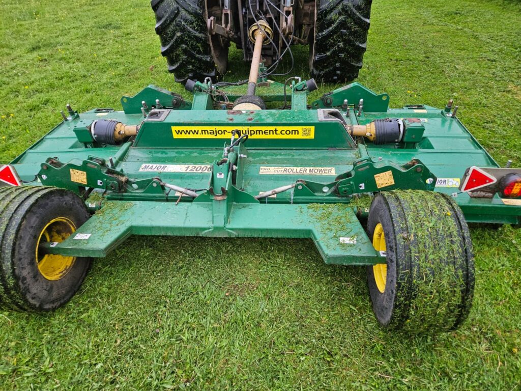 Major 12000GR Rotary Roller Mower