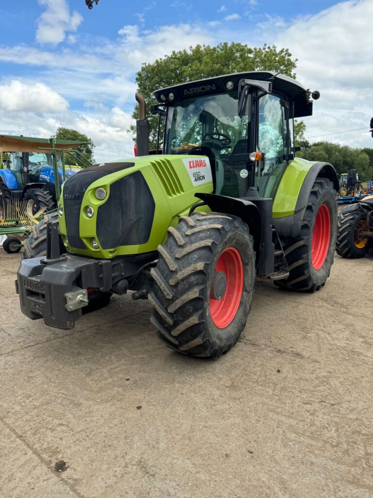 CLAAS ARION 650 TRACTOR