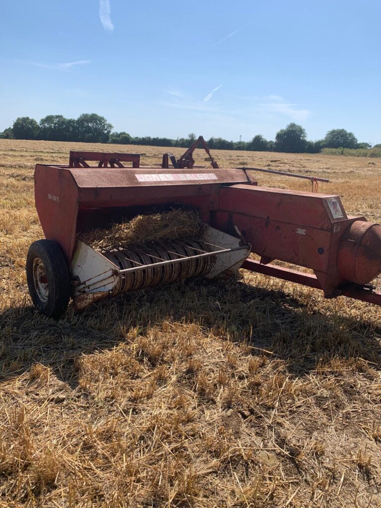 JONES MK10T CONVENTIONAL BALER