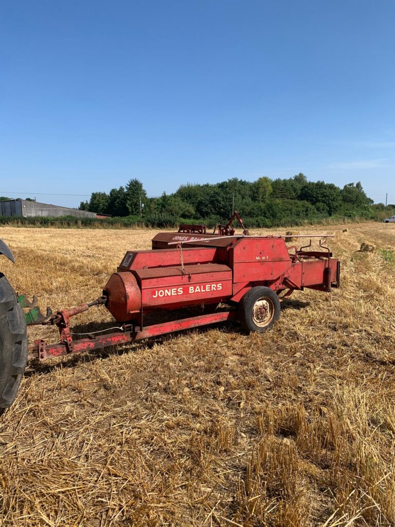 JONES MK10T CONVENTIONAL BALER