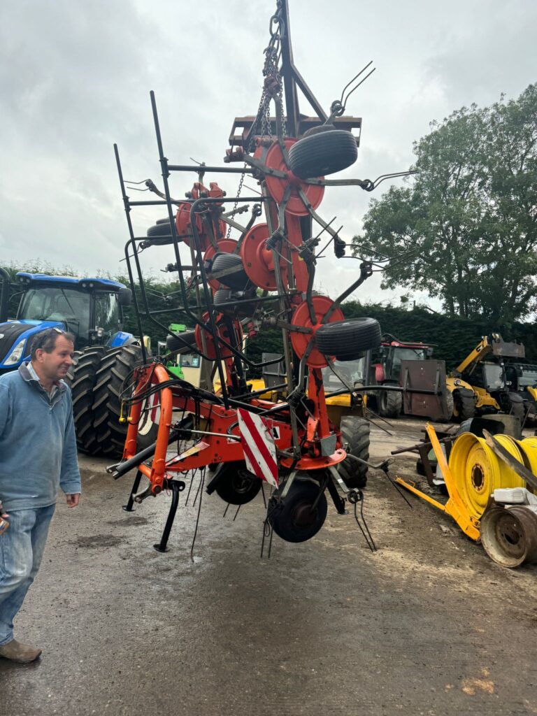 FELLA 8 ROTOR TEDDER