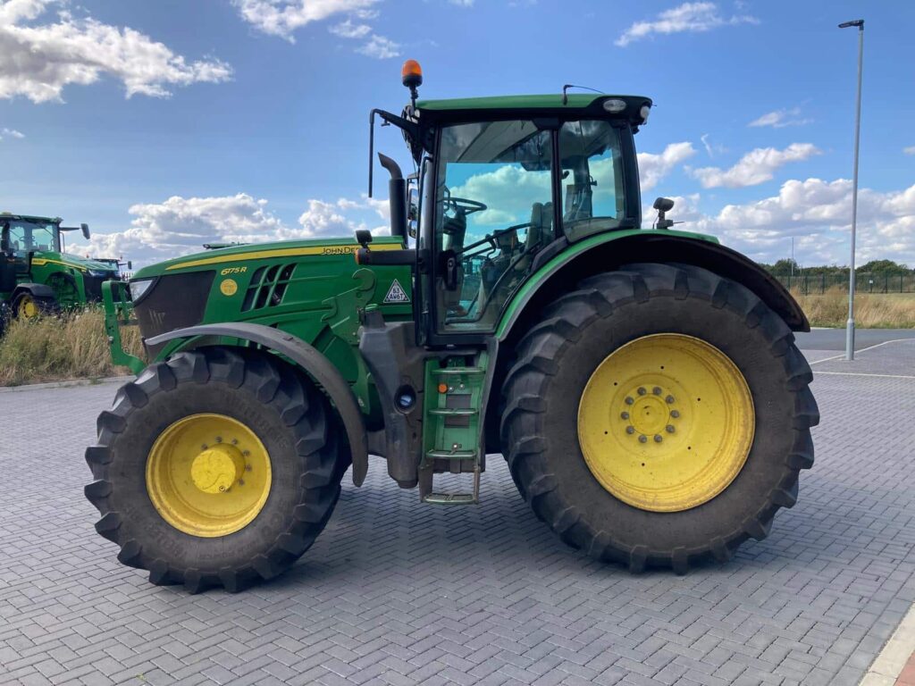 John Deere 6175R