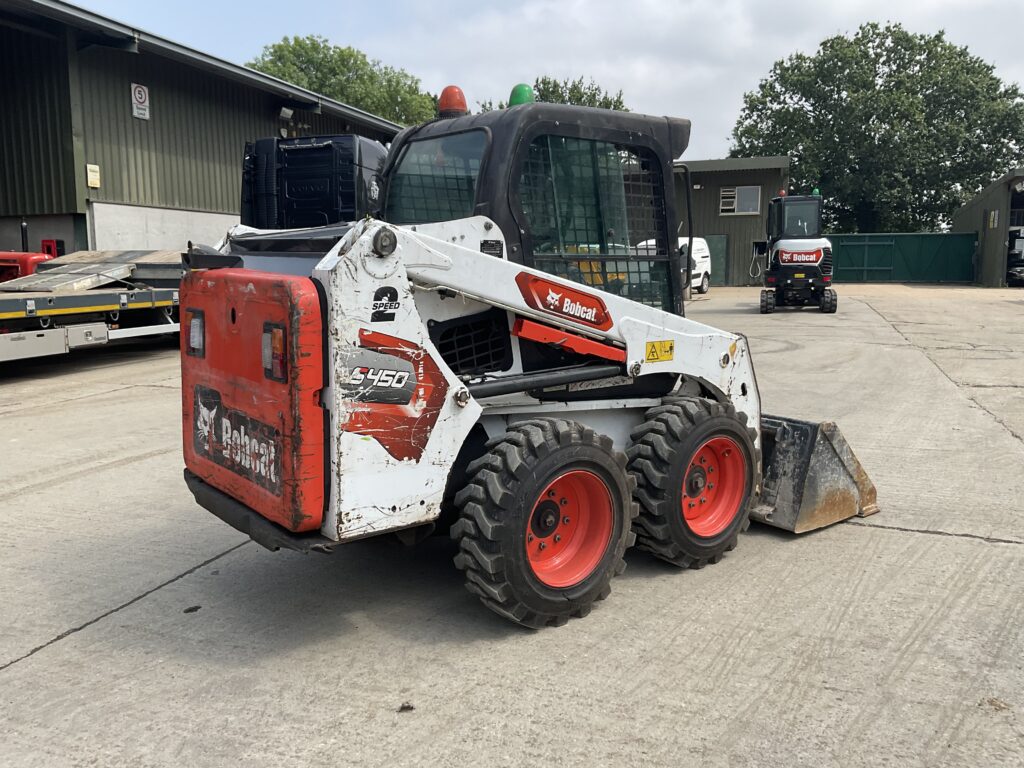 BOBCAT S450