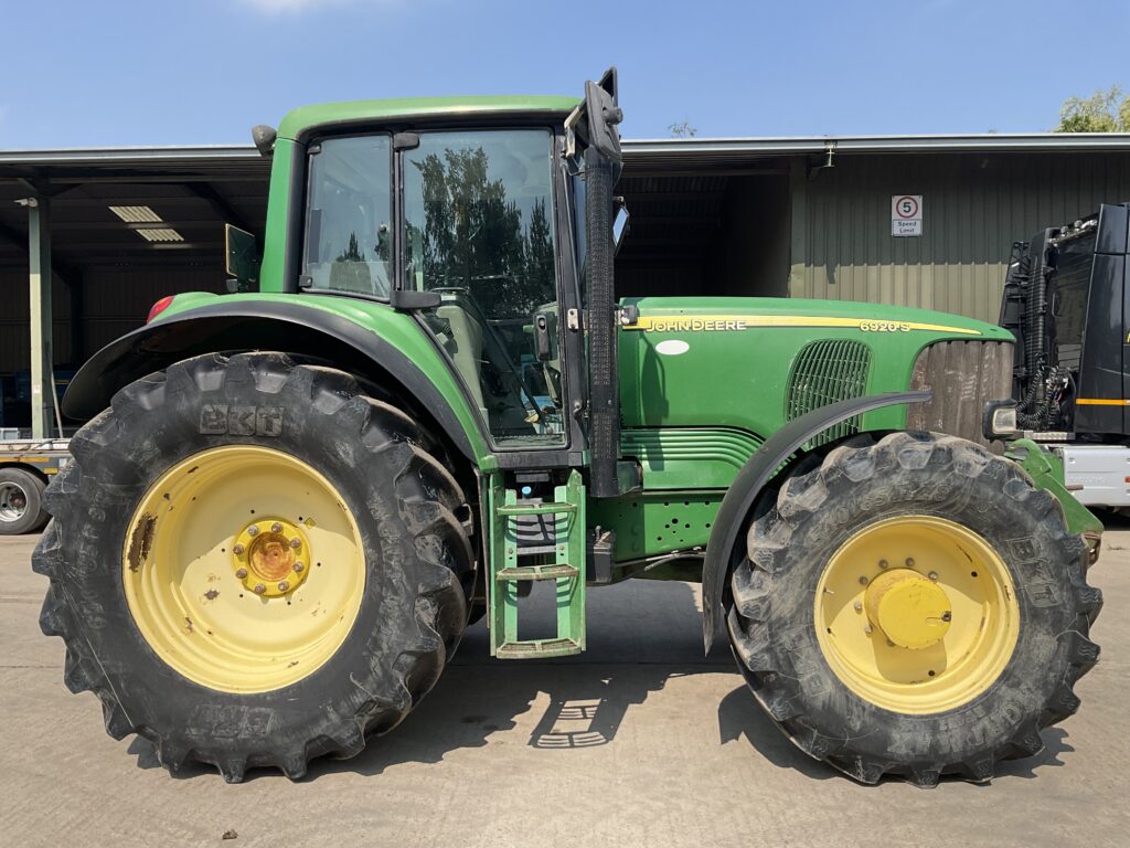 JOHN DEERE 6920S