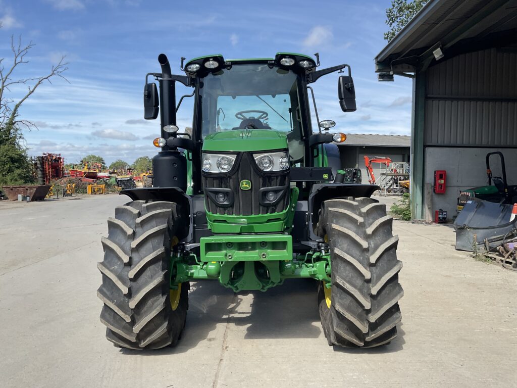 JOHN DEERE 6140M