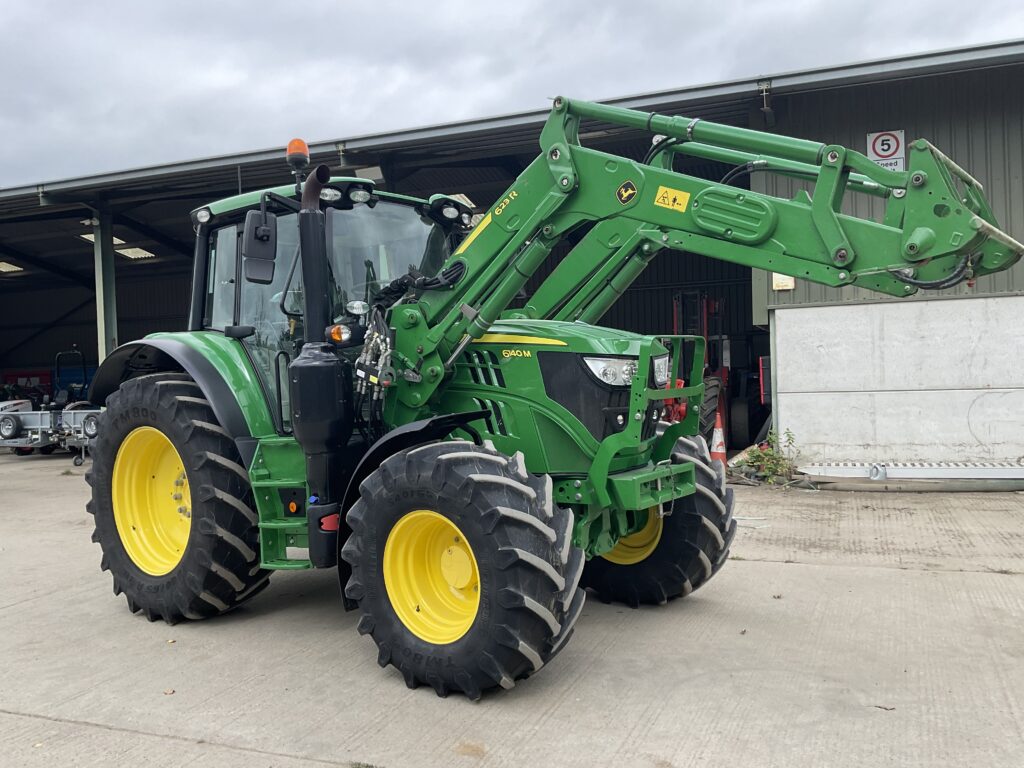 JOHN DEERE 6140M