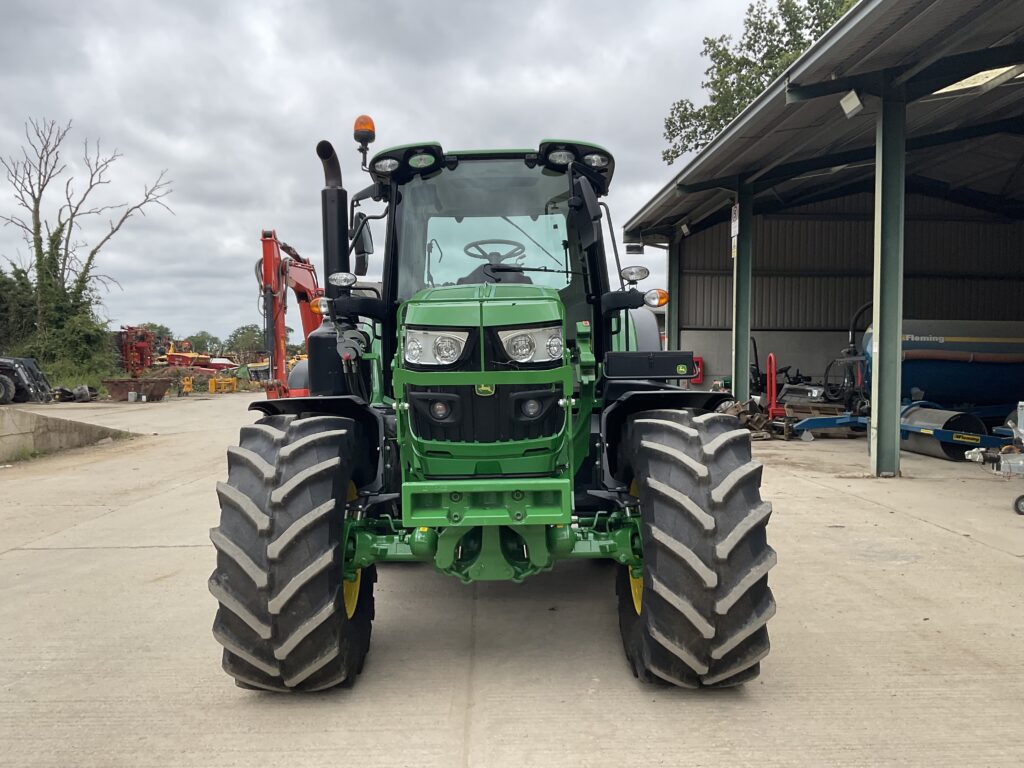 JOHN DEERE 6140M