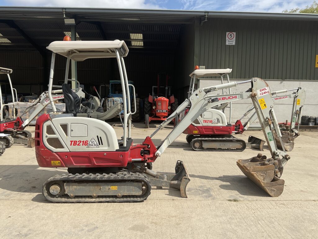 TAKEUCHI TB216