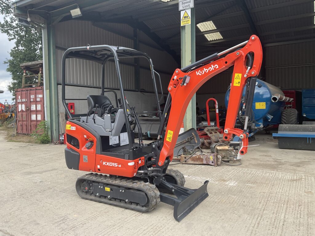 KUBOTA KX015-4