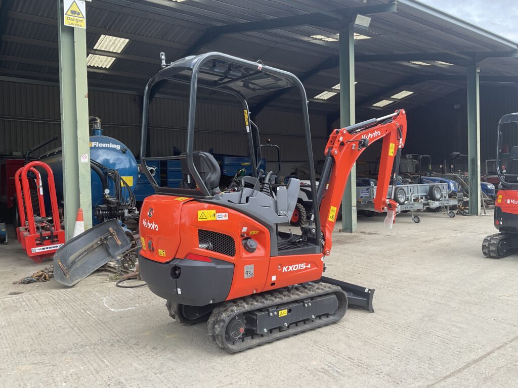 KUBOTA KX015-4