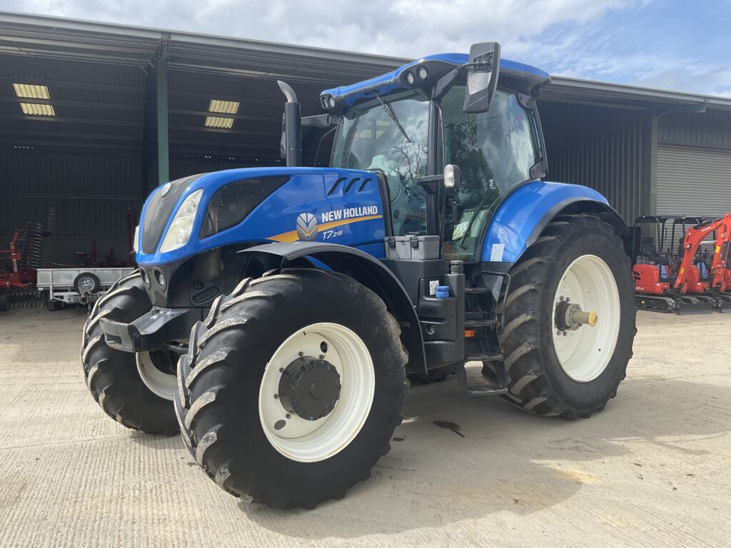 NEW HOLLAND T7.245