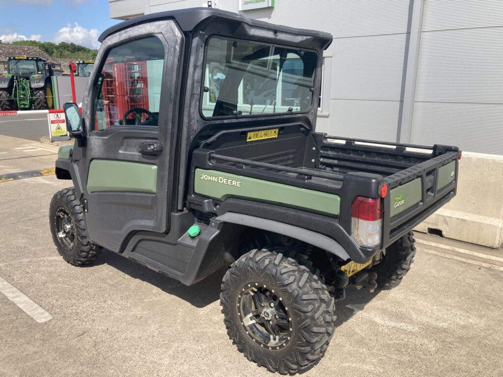 John Deere XUV865M Gator