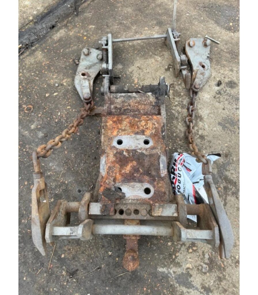 MF 135 PIck Up Hitch