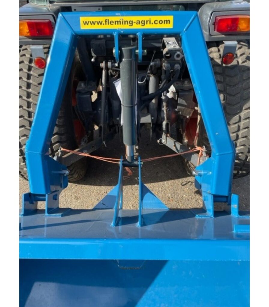 New Fleming 5ft Hydraulic Tip Transport Box