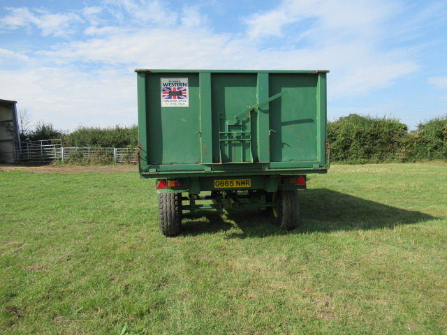 Richard Western 10 ton grain trailer – SOLD