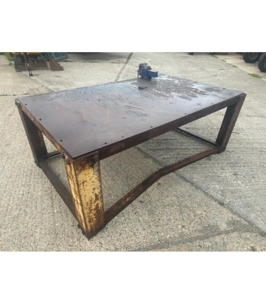 Morrisson Steel Table Shelter