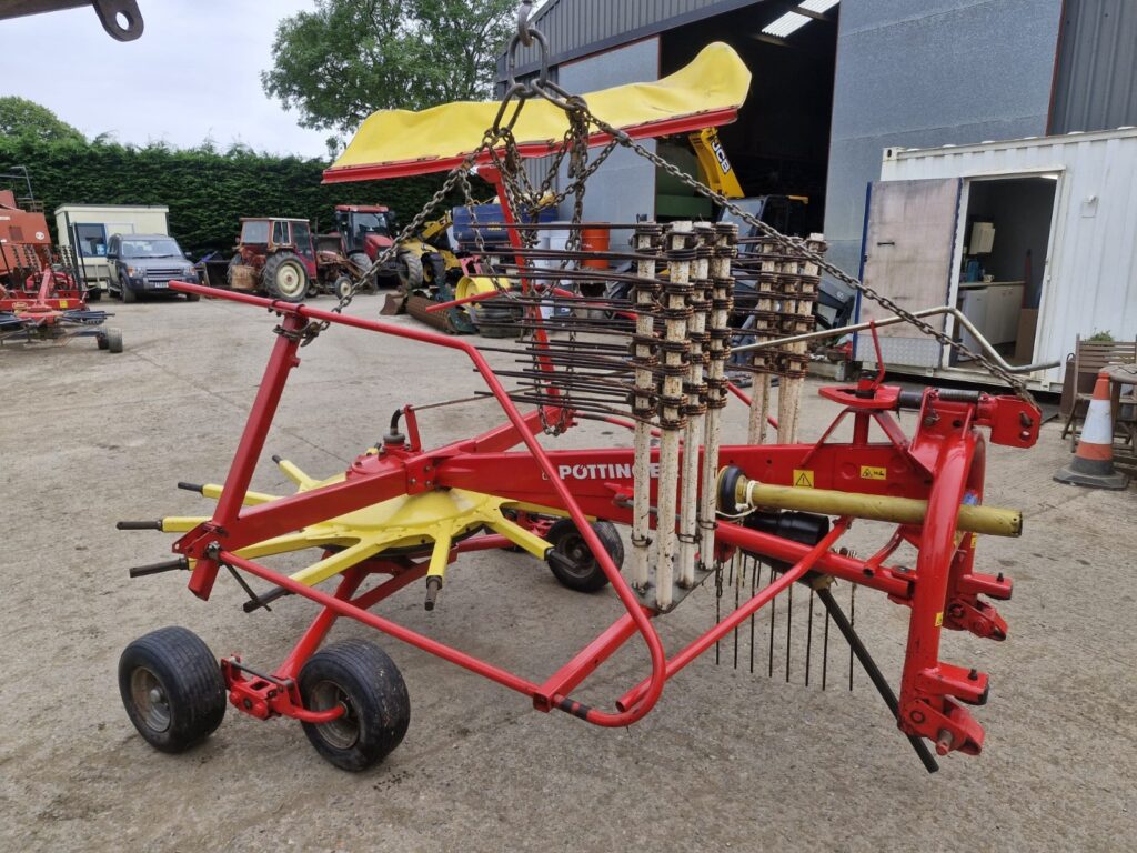 POTTINGER 461N SINGLE ROTOR RAKE