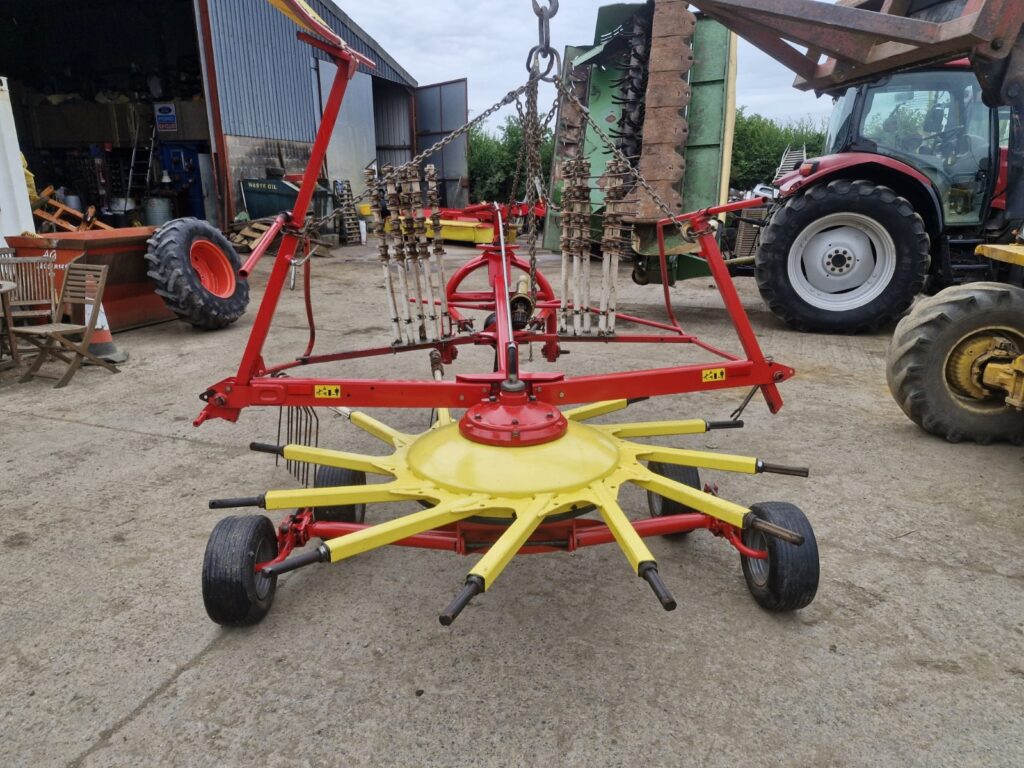 POTTINGER 461N SINGLE ROTOR RAKE