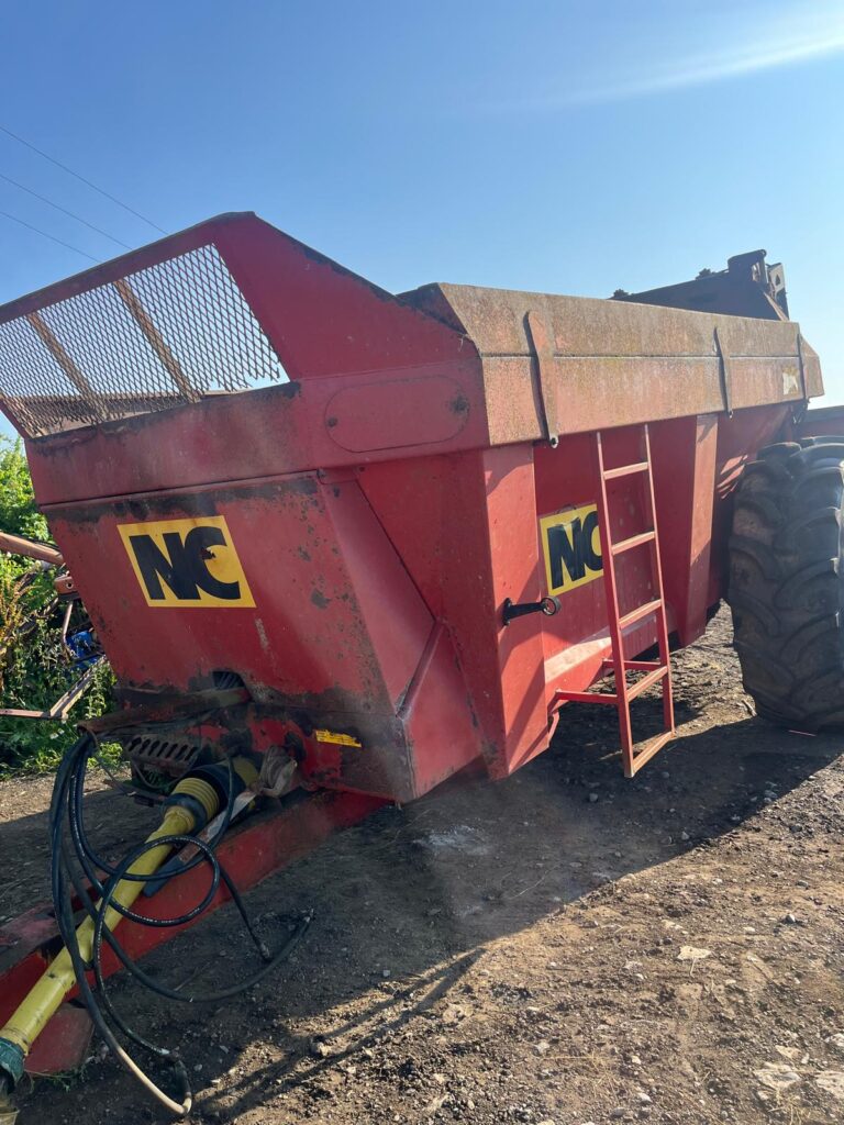 NC 10T REAR DISCHARGE DUNG SPREADER