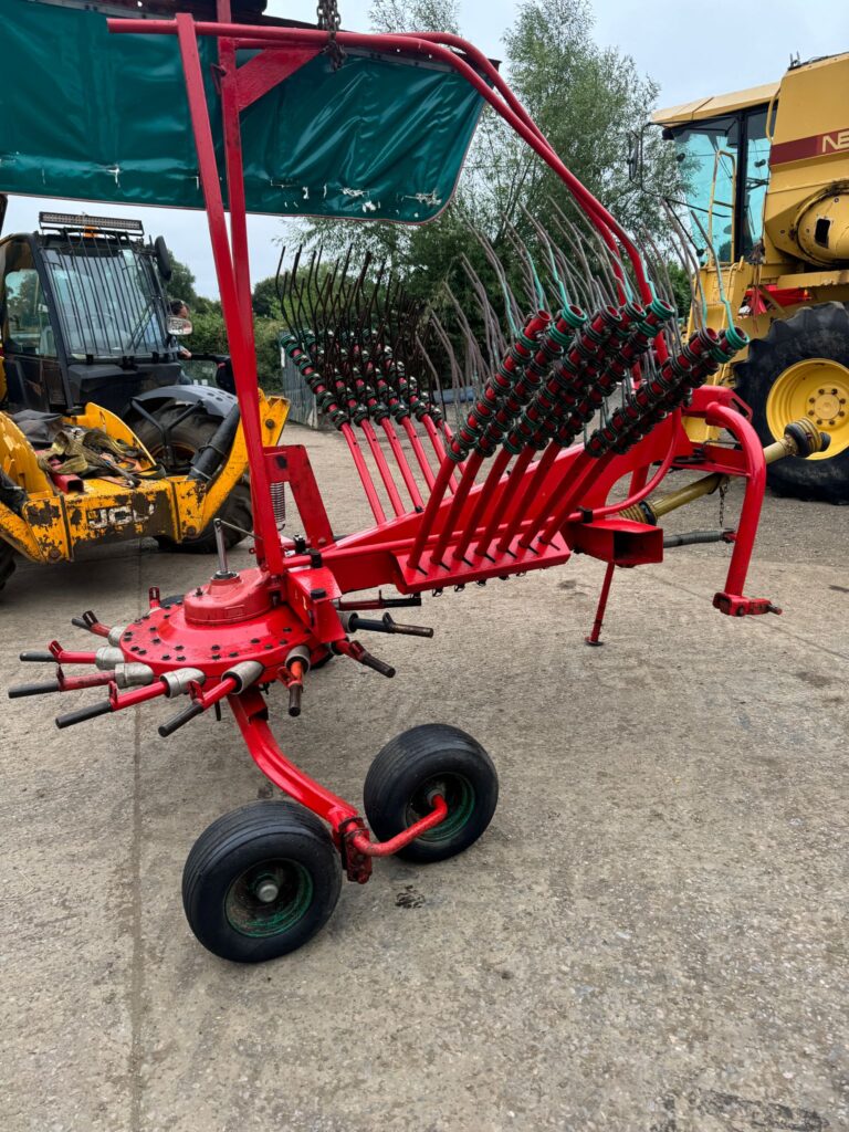 TAARUP 9146 SINGLE ROTOR RAKE