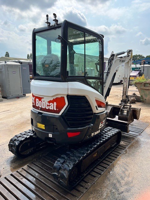 BOBCAT E 27 Z