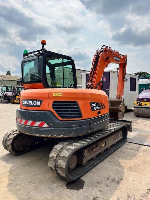 DOOSAN DX 85 R-3