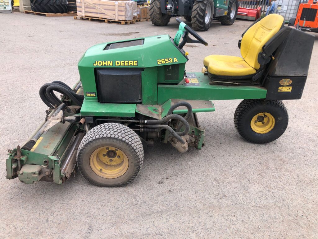 John Deere 2653A utility triple mower