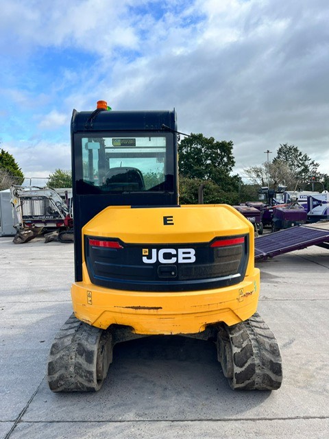 JCB 57 C-1