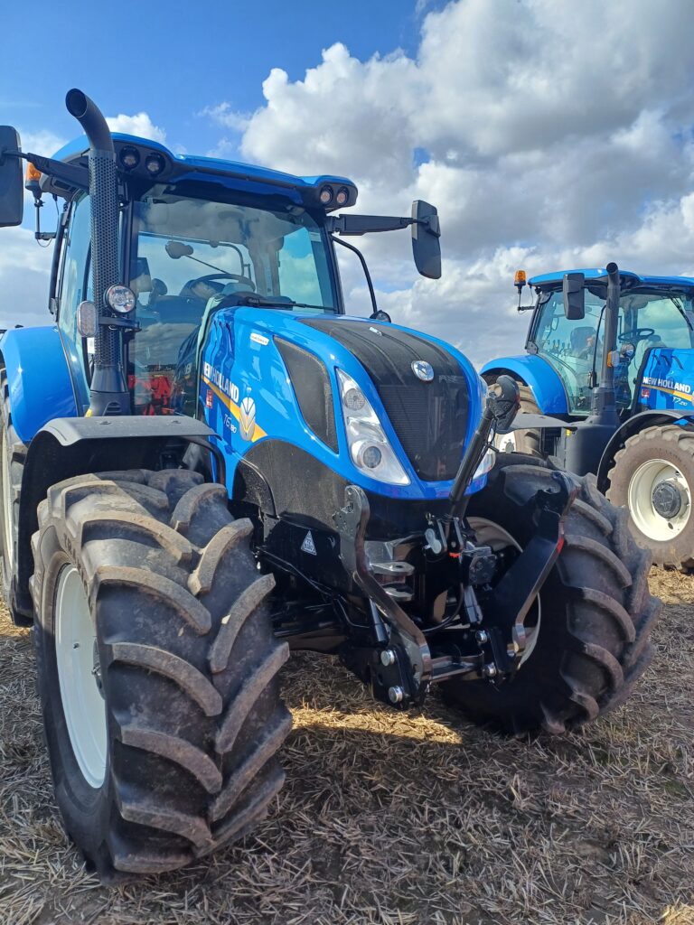 NEW HOLLAND T6.180 DC