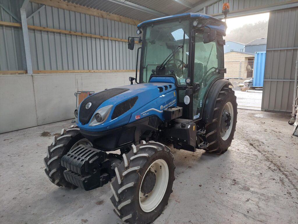 NEW HOLLAND T4.110F