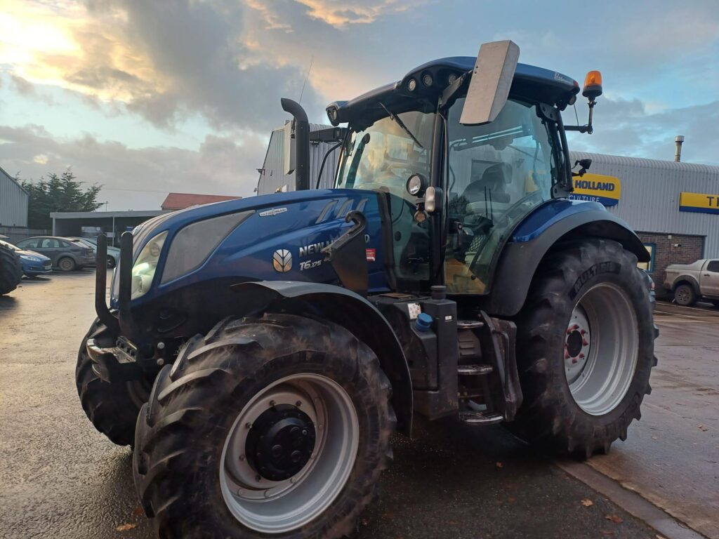 NEW HOLLAND T6.175 AC