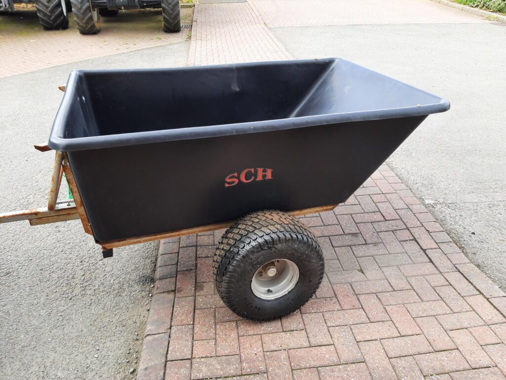 SCH LCPTP tipping garden trailer