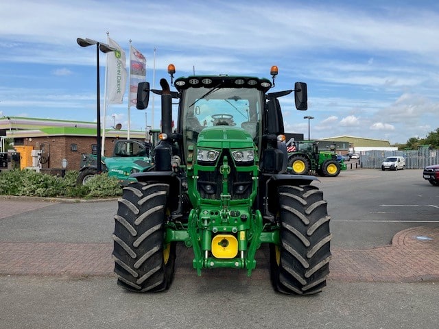 John Deere 6250R