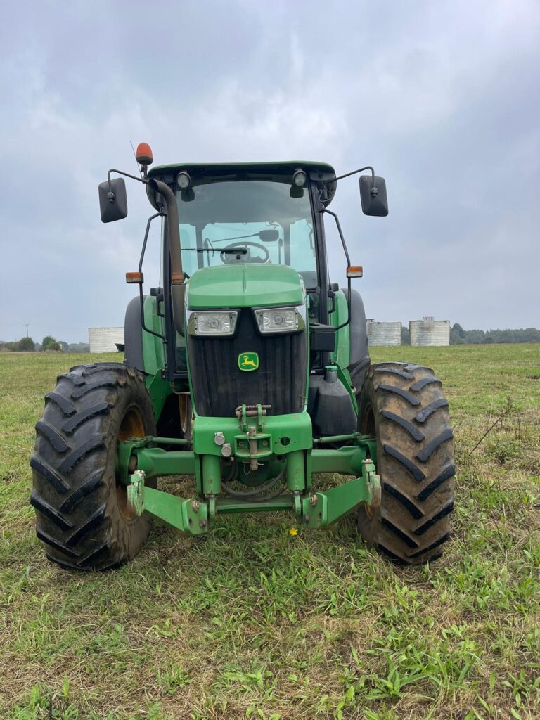 John Deere 5075M