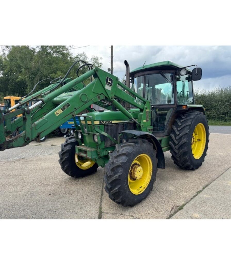 John Deere 2650