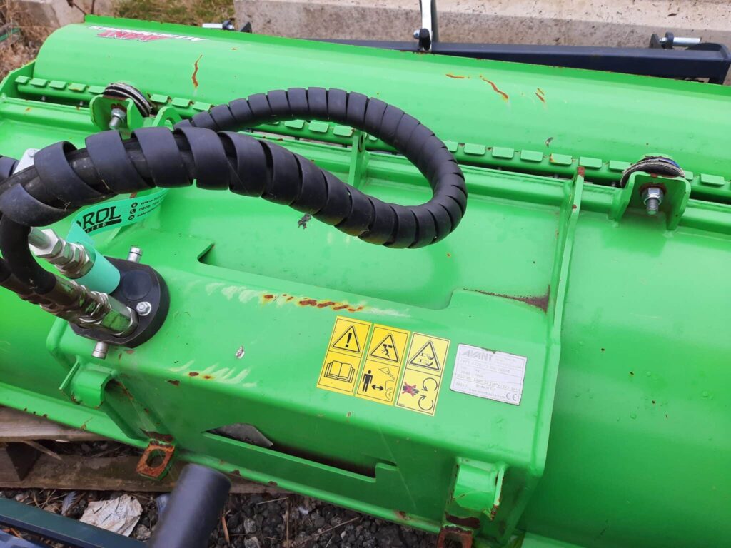 Avant 1200 rotary hoe series II